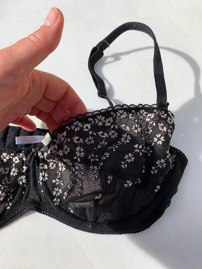 Soutien gorge noire à dentelle blanche taille 95D de Rouge Gorge - photo numéro 12