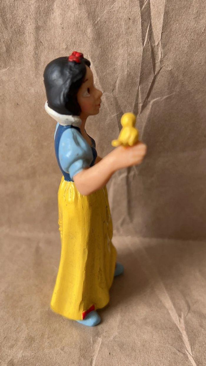 Bullyland - Figurine vintage Blanche neige 9cm - photo numéro 5