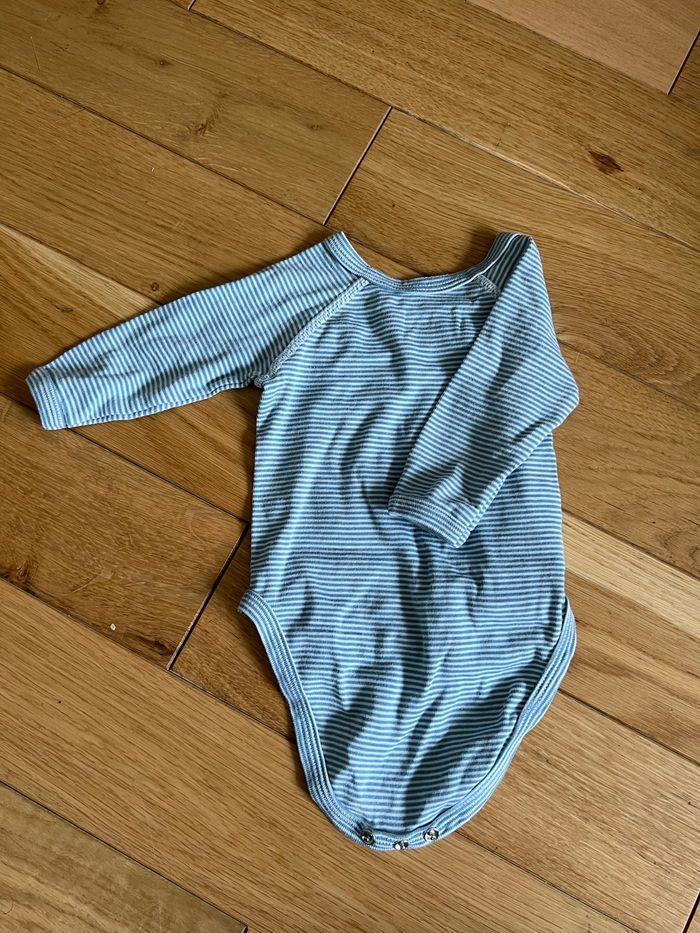 Lot de 3 bodies Petit Bateau taille 1 mois - photo numéro 9