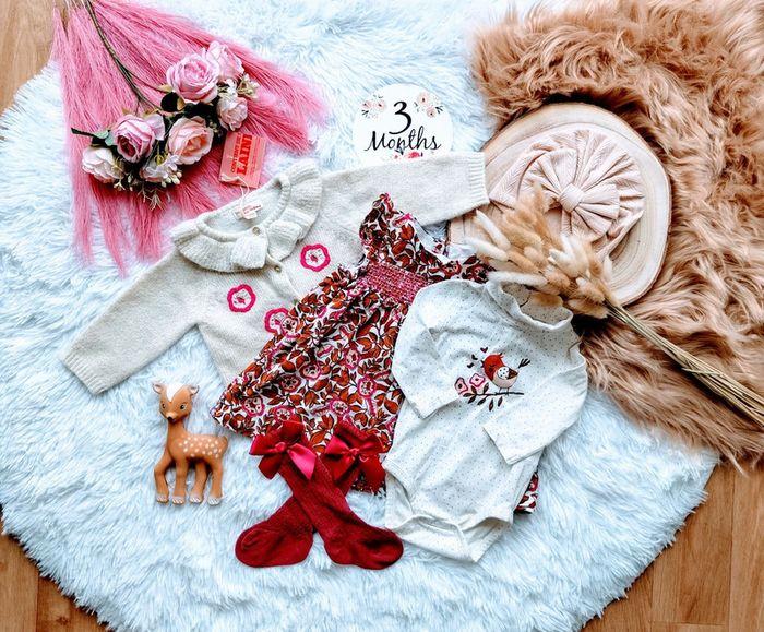 Gilet tricot, robe fleurie, bodie, turban et chaussettes hautes DPAM fille 3 mois 🎀 - photo numéro 8