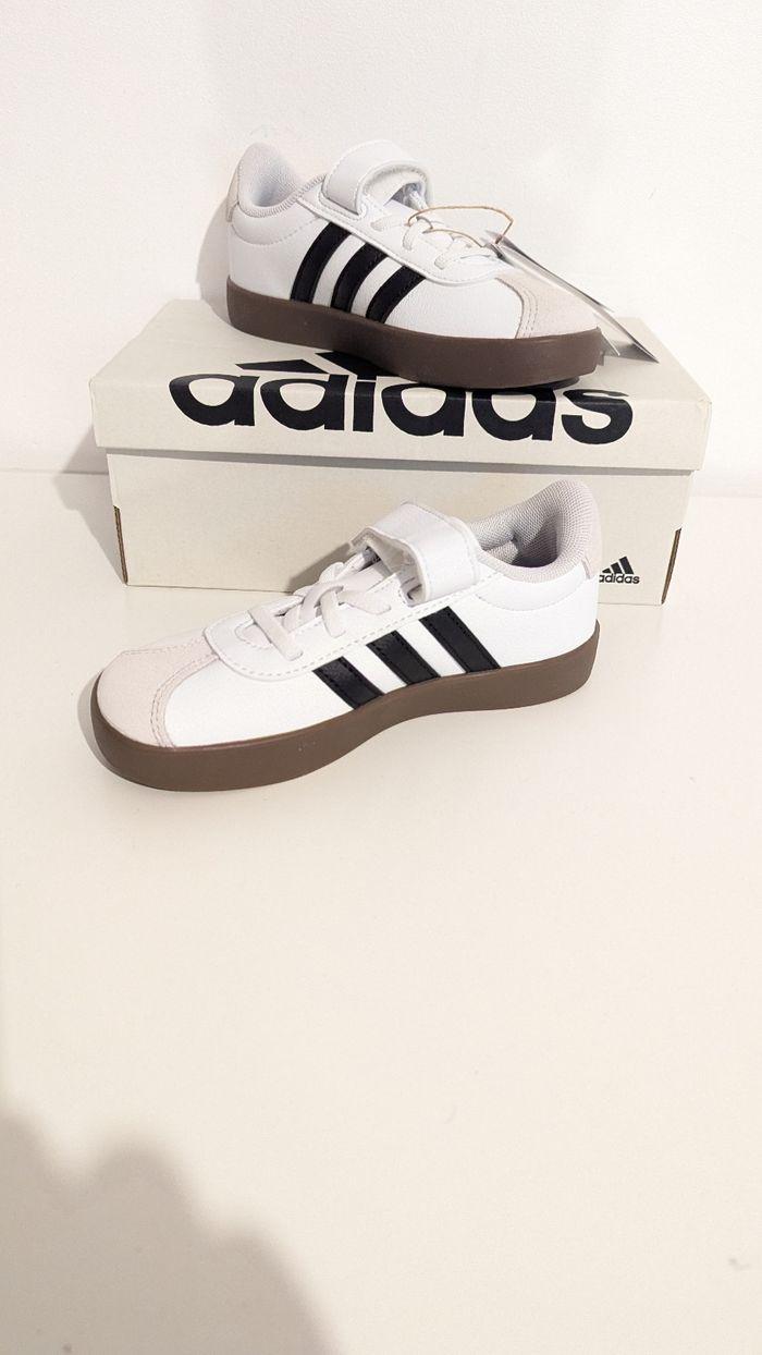 Sneakers Adidas enfant mixte 31 - photo numéro 3