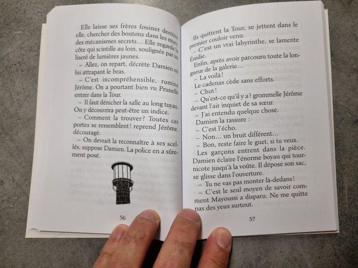 Livre roman junior d'enquête "Les disparus de Fort Boyard" de Alain Surget - photo numéro 4