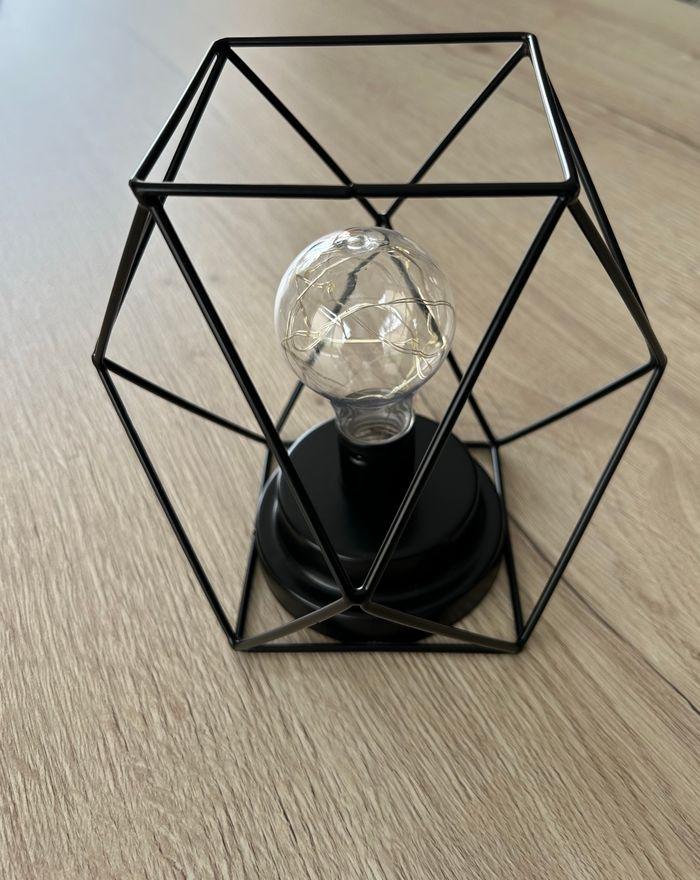 Lampe décorative noire à leds - photo numéro 1