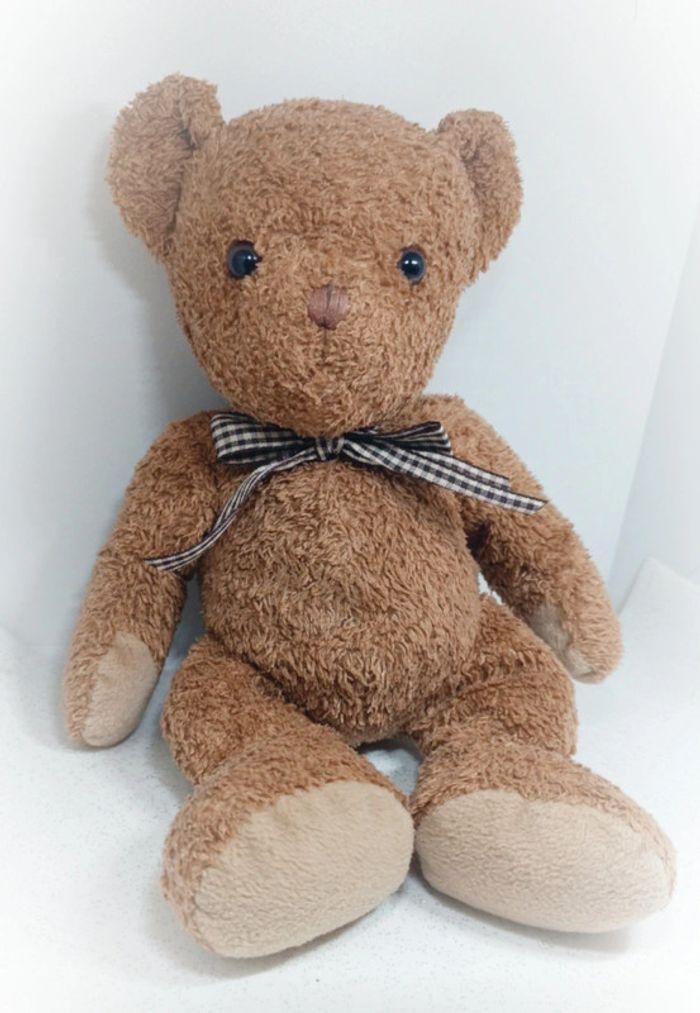 Nounours ours Teddy Bear peluche plush doudou caramel brun Brown marron bouclette nœud rayure - photo numéro 1