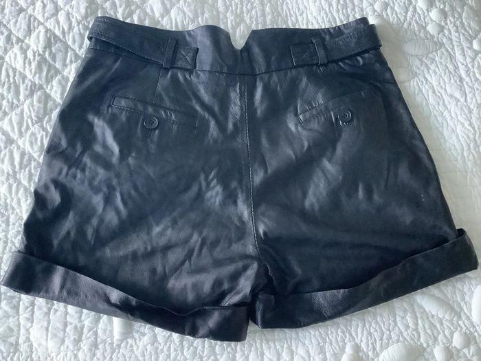 Short Sandro en cuir d’agneau plongé noir taille 3 - photo numéro 4