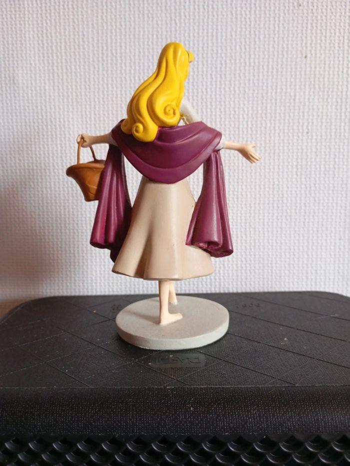 Figurine Hachette Belle au bois dormant Disney - photo numéro 3