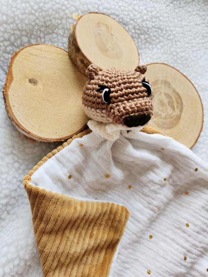 Doudou Loutre au crochet - photo numéro 1