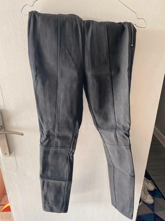 Pantalon effet cuir - photo numéro 2