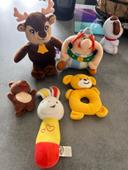 Lot jouets peluches