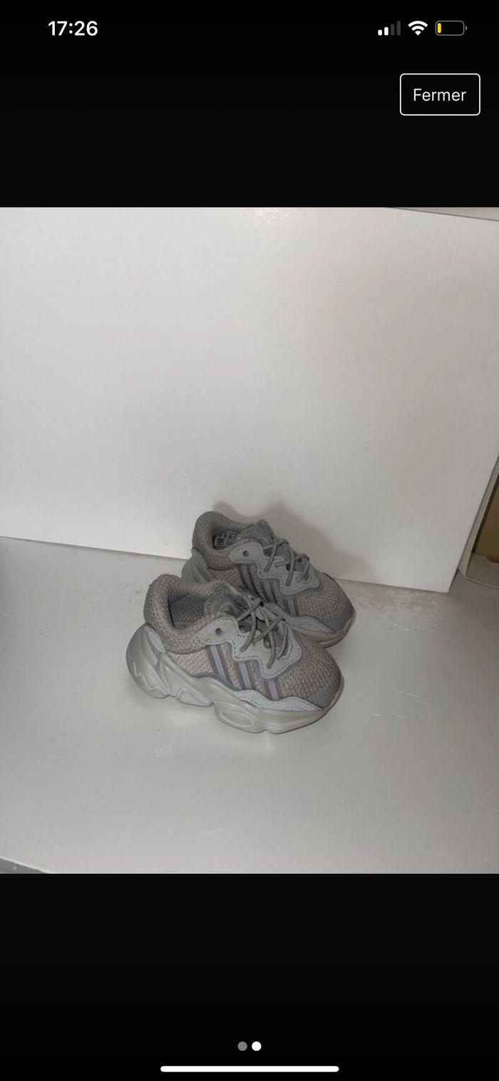 Basket adidas taille 20 - photo numéro 1