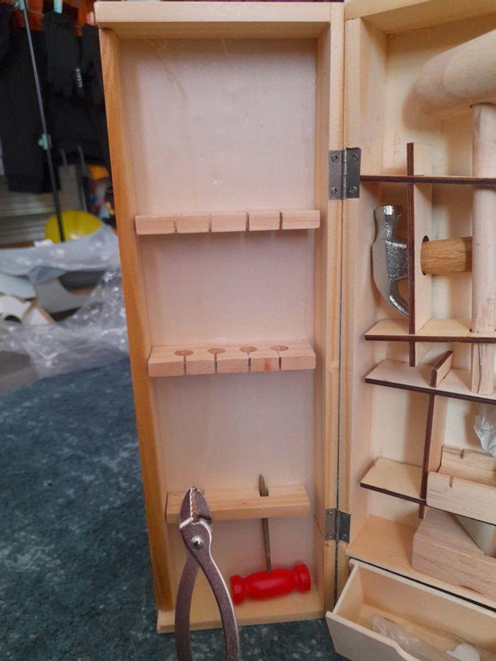 Armoire à outils en bois - photo numéro 6