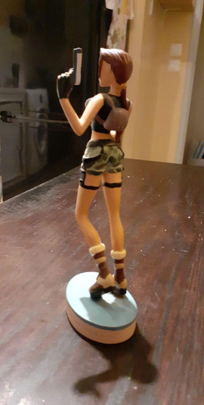 Figurine Lara Croft - photo numéro 2