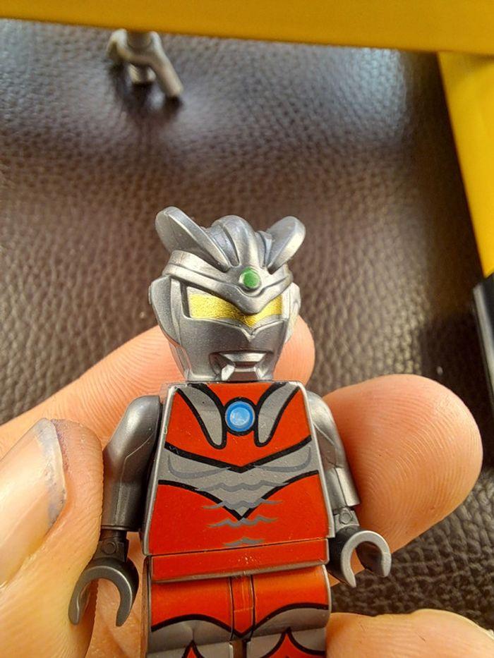 Figurine Lego compatible Ultraman - photo numéro 8