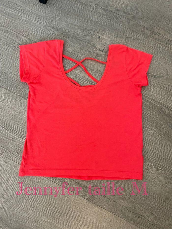 T-shirt court crop top corail fluo à manches courtes dos croisé col rond Jennyfer taille M - photo numéro 1