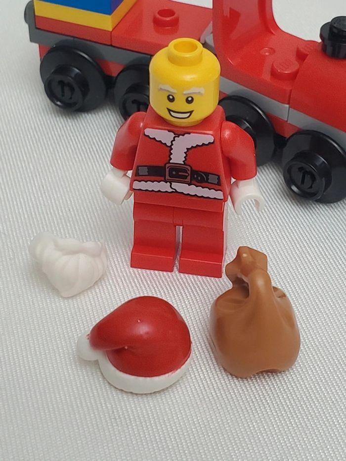 Lego figurines et accessoires de Noël - photo numéro 3