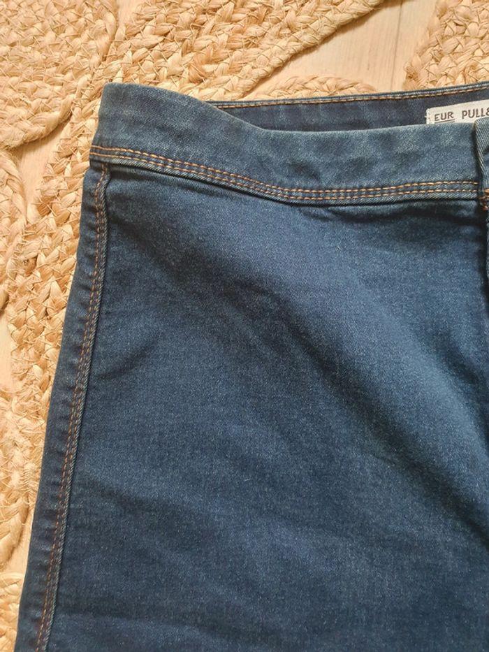 Short en jean bleu marine taille haute - Stradivarius - Taille L : 40 - photo numéro 3