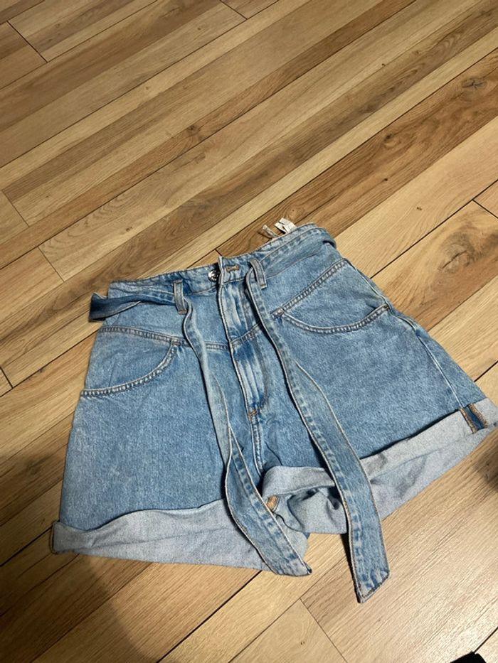 Short zara - photo numéro 1