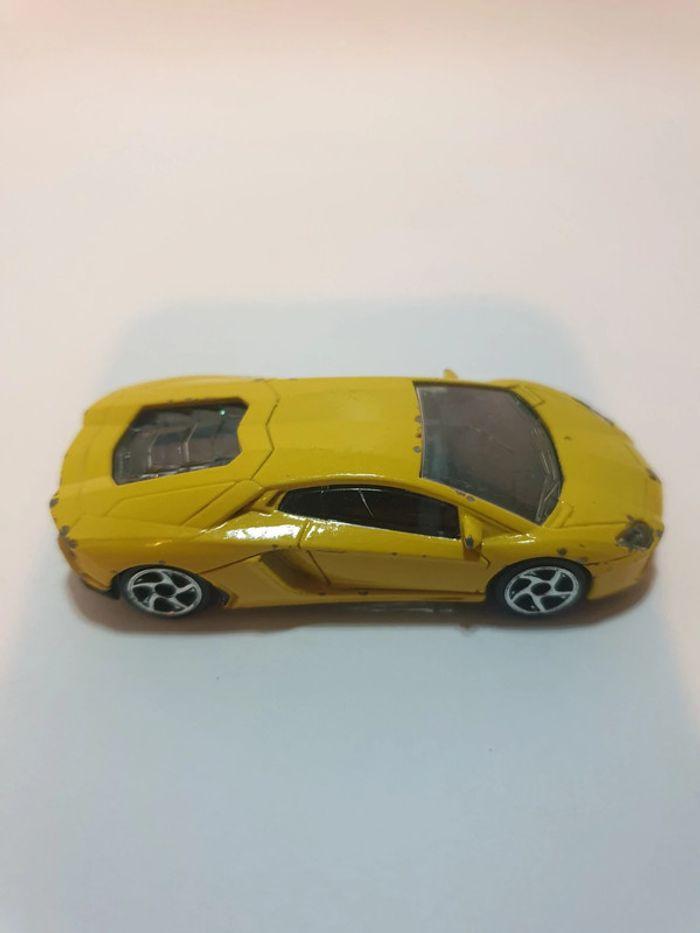 Majorette 219E Lamborghini Aventador jaune - 1/64 - photo numéro 6