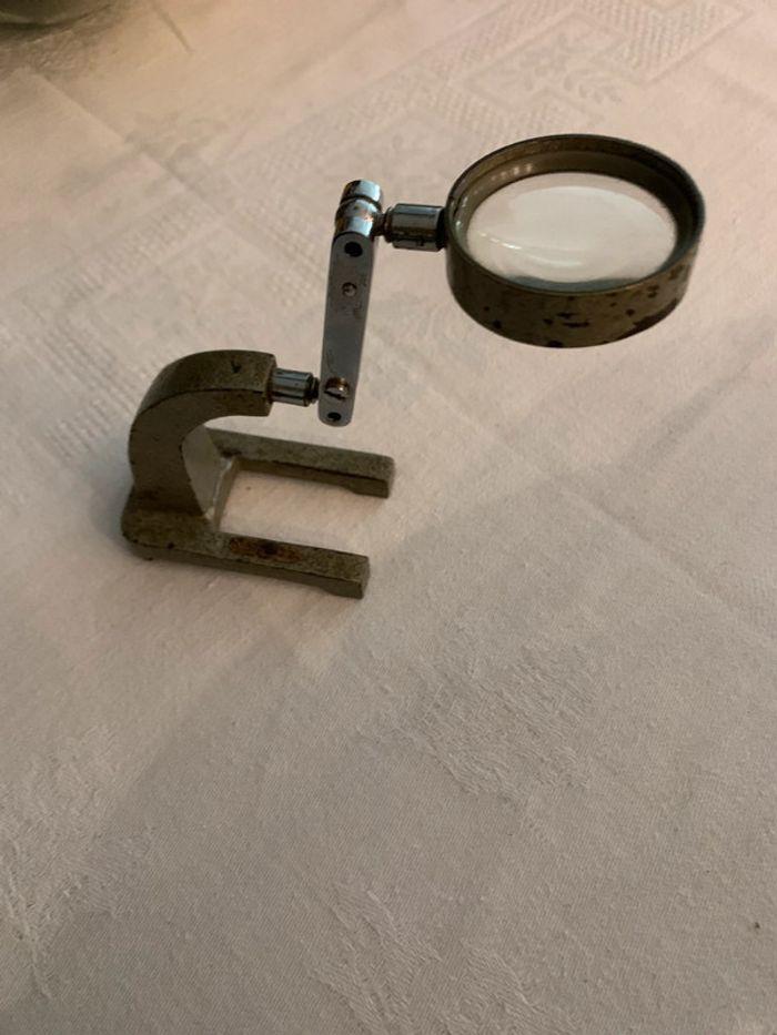 Loupe articulée  de métier vintage - photo numéro 1