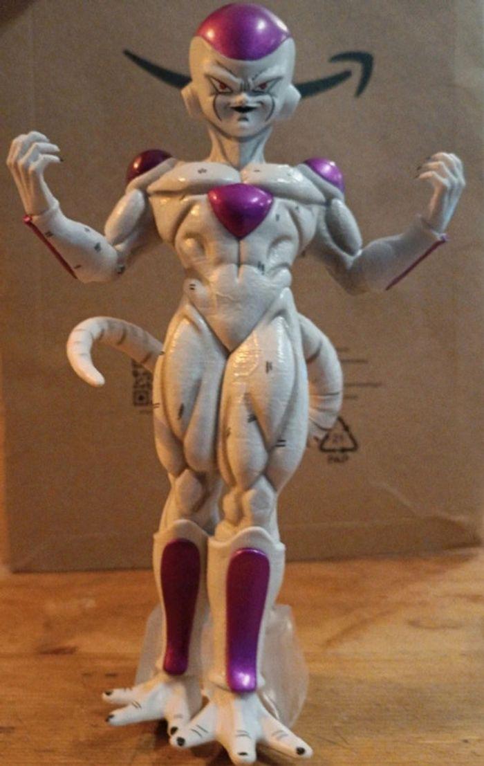 Dragon Ball Z Frieza - photo numéro 2