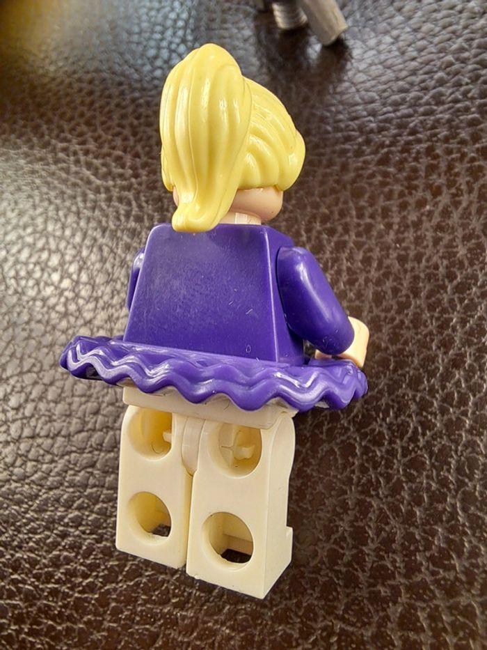 Figurine Lego compatible Danseuse - photo numéro 6