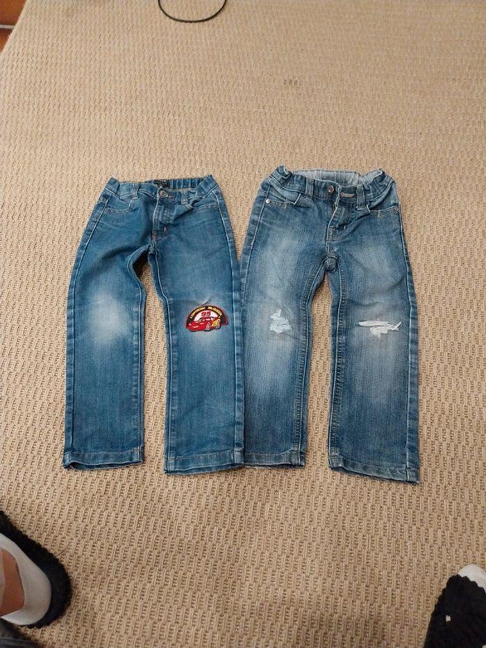 Lot de 2 jeans 👖 kiabi - photo numéro 1