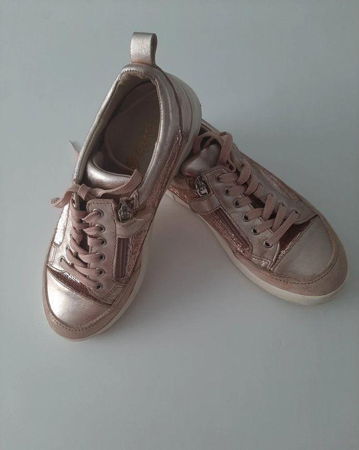 chaussures a lacet GBB rose taille 35 - photo numéro 1