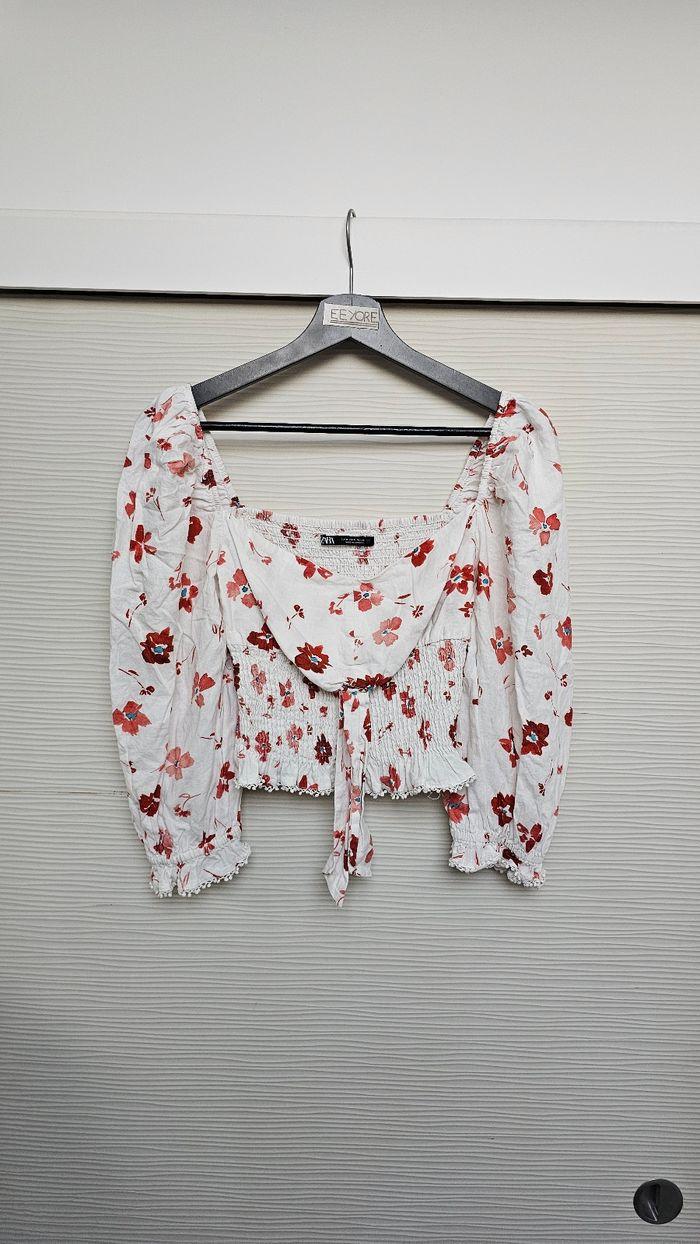 Blouse blanche fleurs Zara - photo numéro 1