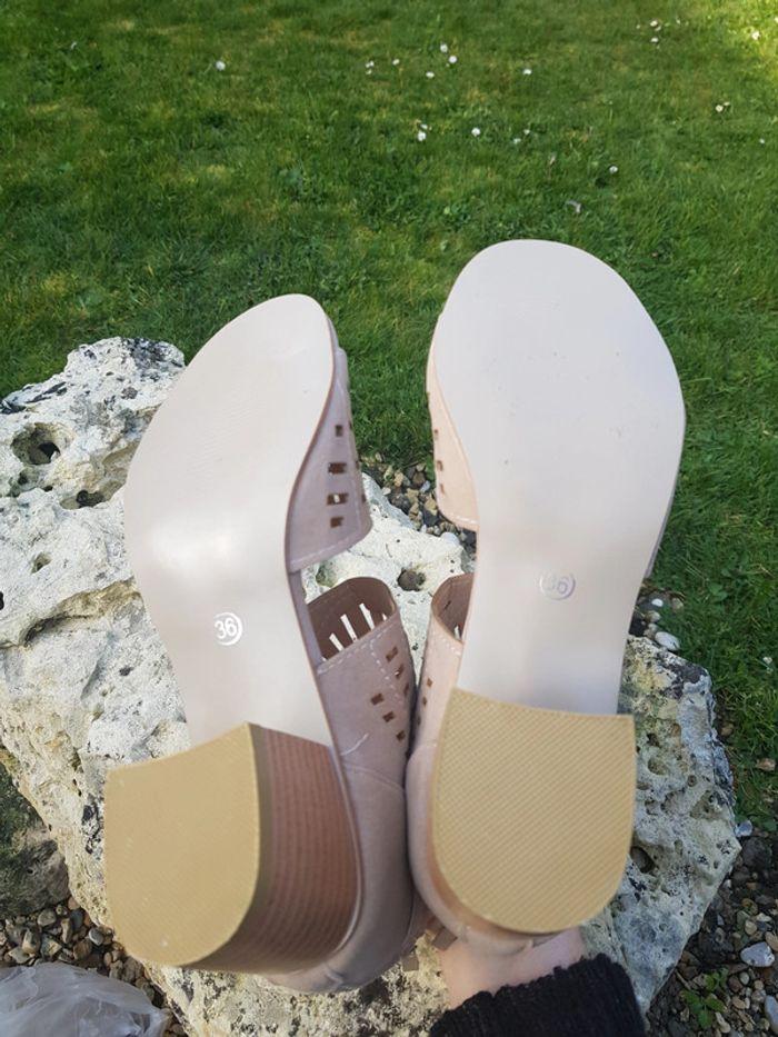 Sandales à talon beige - photo numéro 4