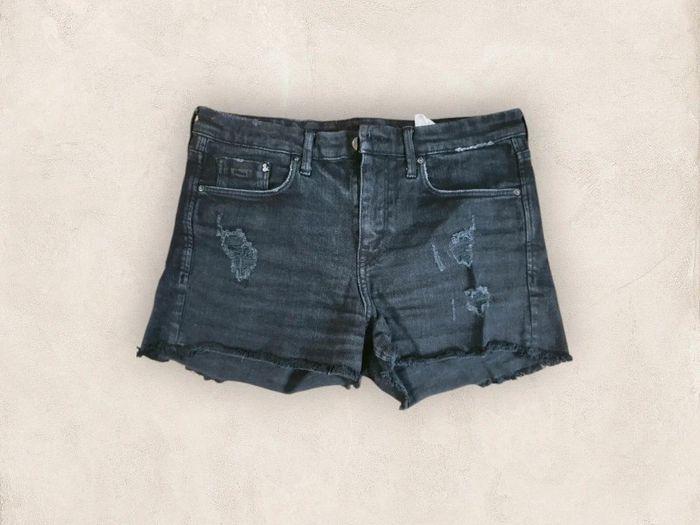 Short denim noir h&m taille 38 - photo numéro 1