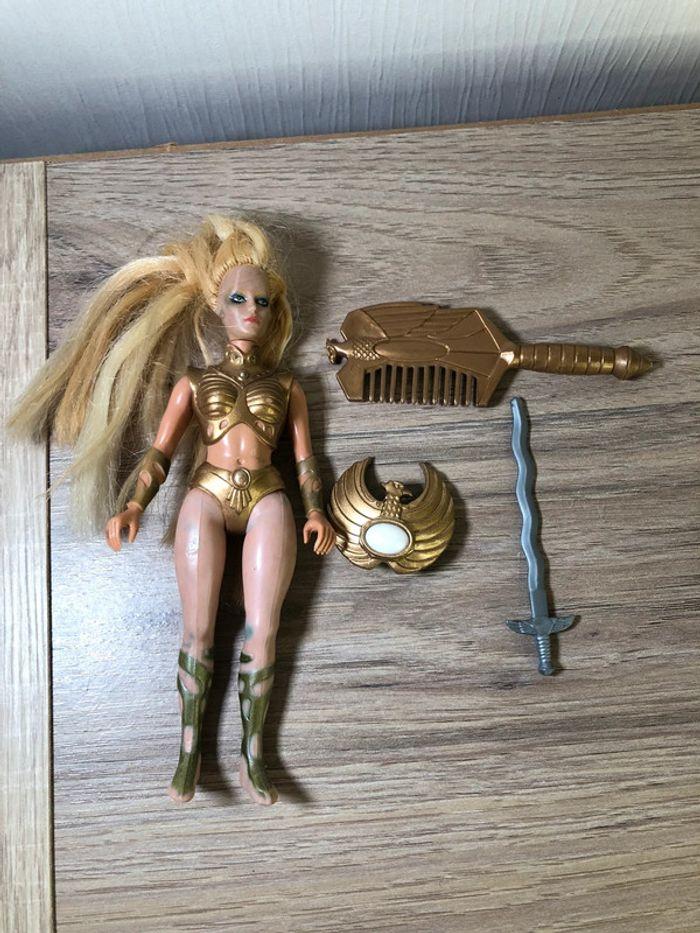 Figurine golden girl galoob action figure vintage she ra motu proncess power - photo numéro 1