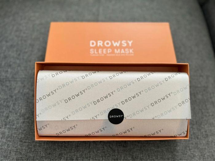 Masque de sommeil en soie Drowsy « Tuscan Kiss » - photo numéro 3