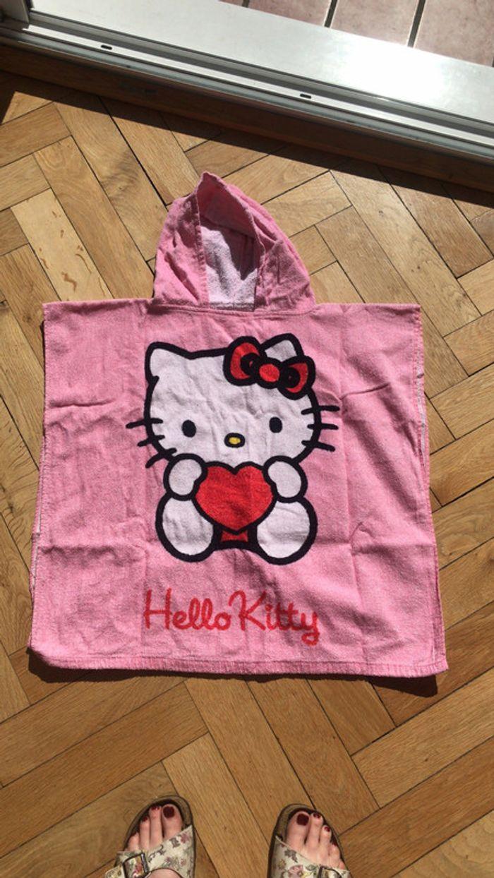 Serviette de bain cape Hello Kitty - photo numéro 1