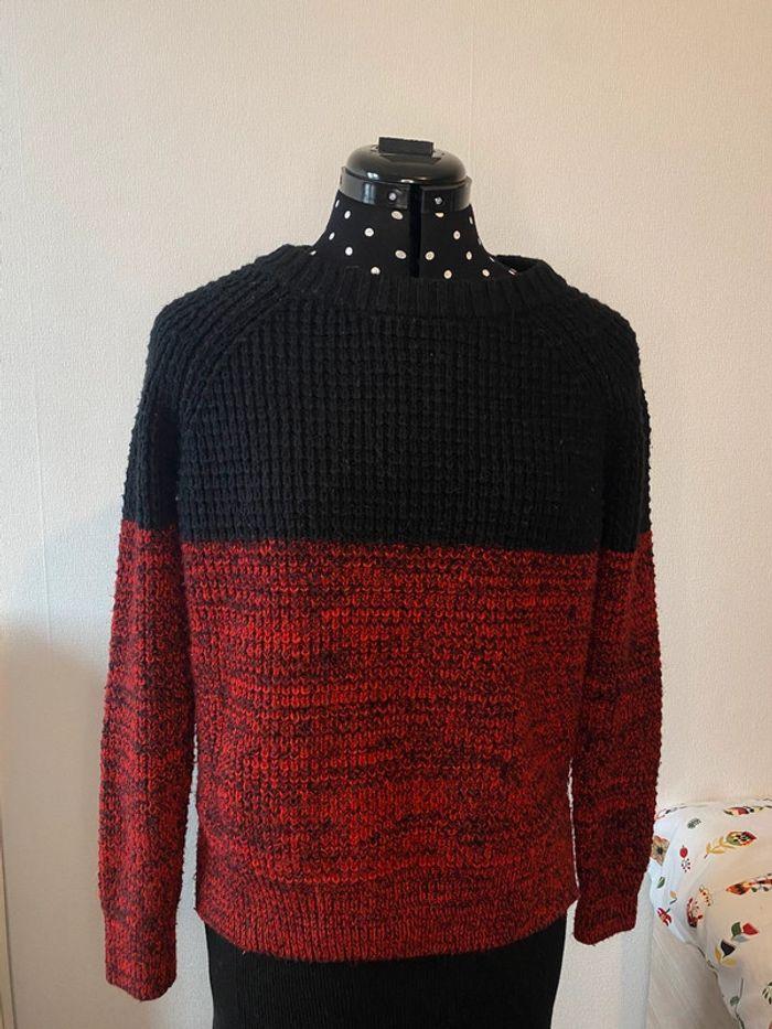 Pull d’hiver bicolore rouge et noir Bizzbee taille XS / 34 - photo numéro 1