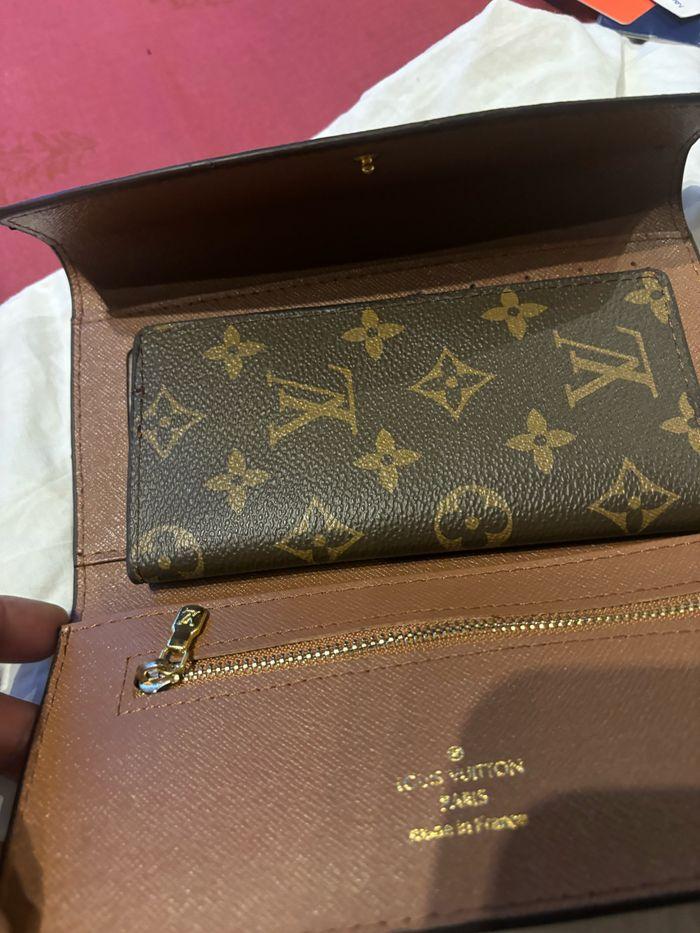 Porte feuille Louis Vuitton avec porte carte - photo numéro 2