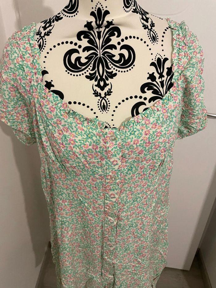 Robe à manches courte col V vert a motifs blanc primark taille - photo numéro 2