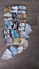 Lot de chaussettes et bonnet de naissance pour garçon