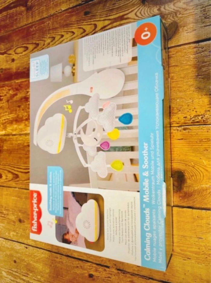 NEUF Mobile musical motorisé Fisher Price nuages veilleuse support lit bébé - photo numéro 1