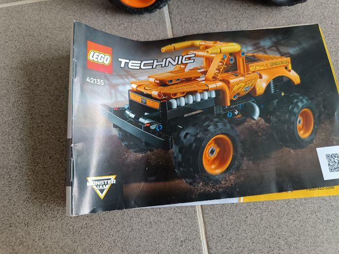 Lego Technic 42135 - photo numéro 2