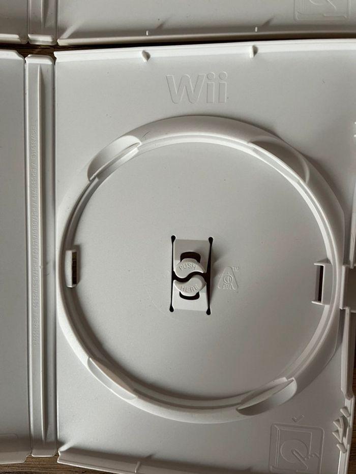 Boîtes wii vide - photo numéro 2