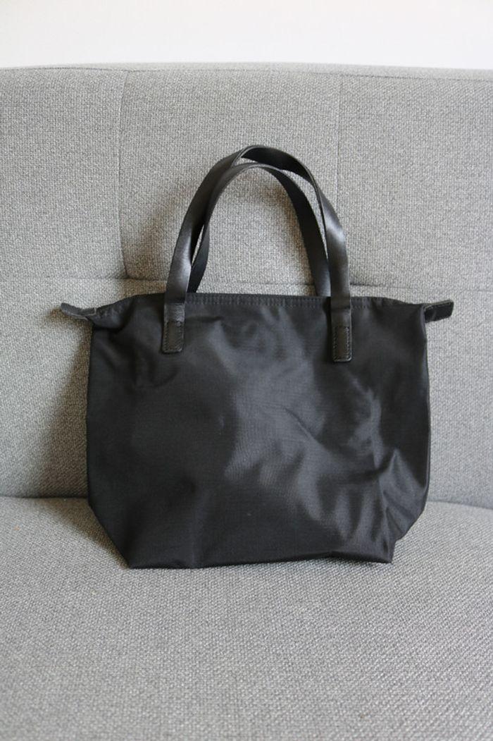 Petit sac Shiseido noir - photo numéro 1