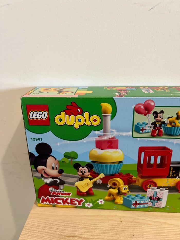 LEGO 10941 Duplo Disney Le Train d’Anniversaire de Mickey et Minnie - photo numéro 6