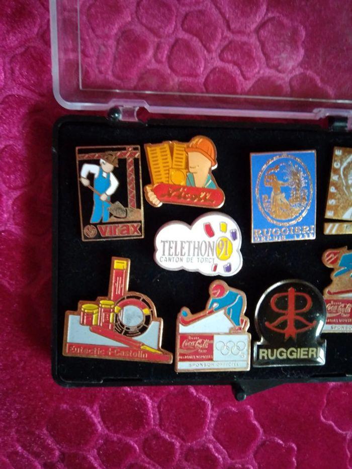 Coffret pin's - photo numéro 2