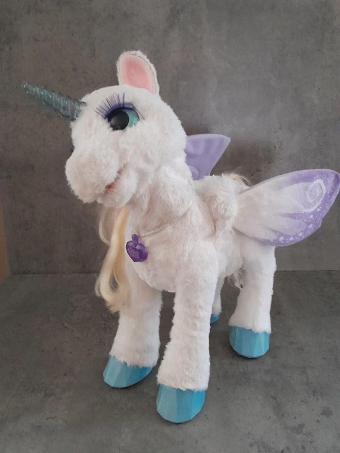 FurReal / Star Lily / Ma Licorne magique / Hasbro 2014 - photo numéro 4