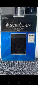 Des bas Yves Saint Laurent