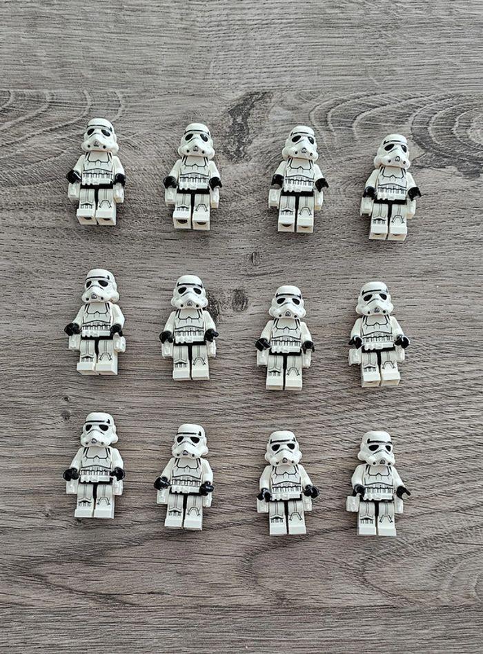 Minifigurines Star Wars : Lot de 12 Troopers  (compatible Lego)