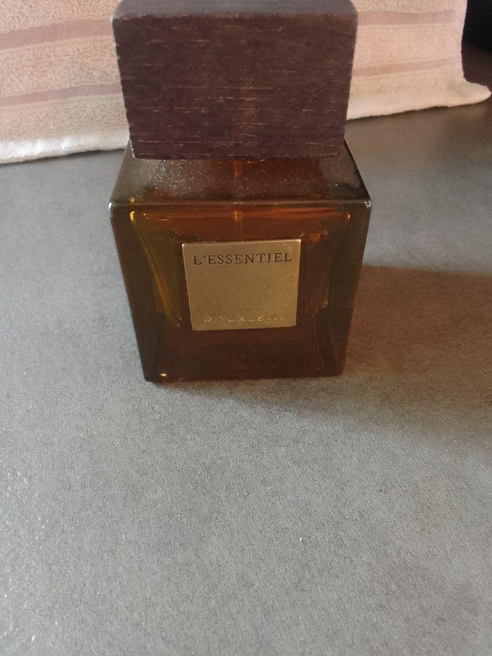 Bouteilles vide parfum homme - photo numéro 3