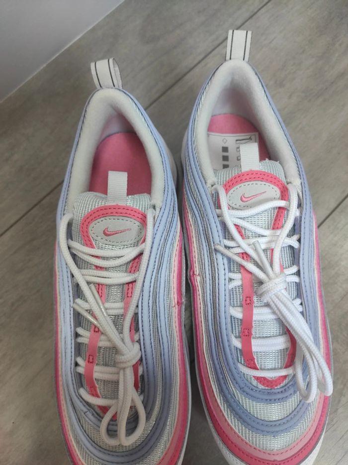 Baskets Nike air max 97 coral chalk pointure 40 neuves avec boîte d'origine - photo numéro 6