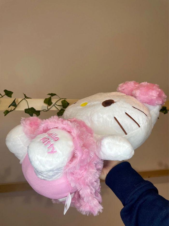 Peluche Hello Kitty en robe - photo numéro 8