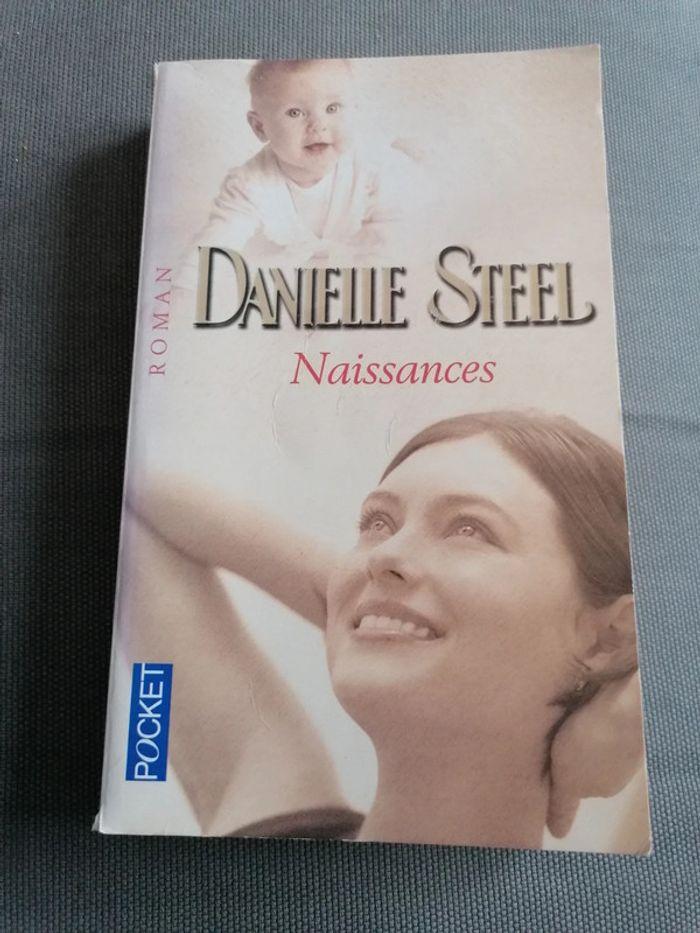 Livre "Naissance" Danielle Steel - photo numéro 1